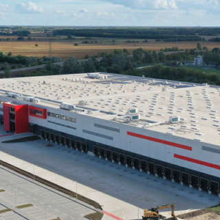 Rossmann üllő 2.png