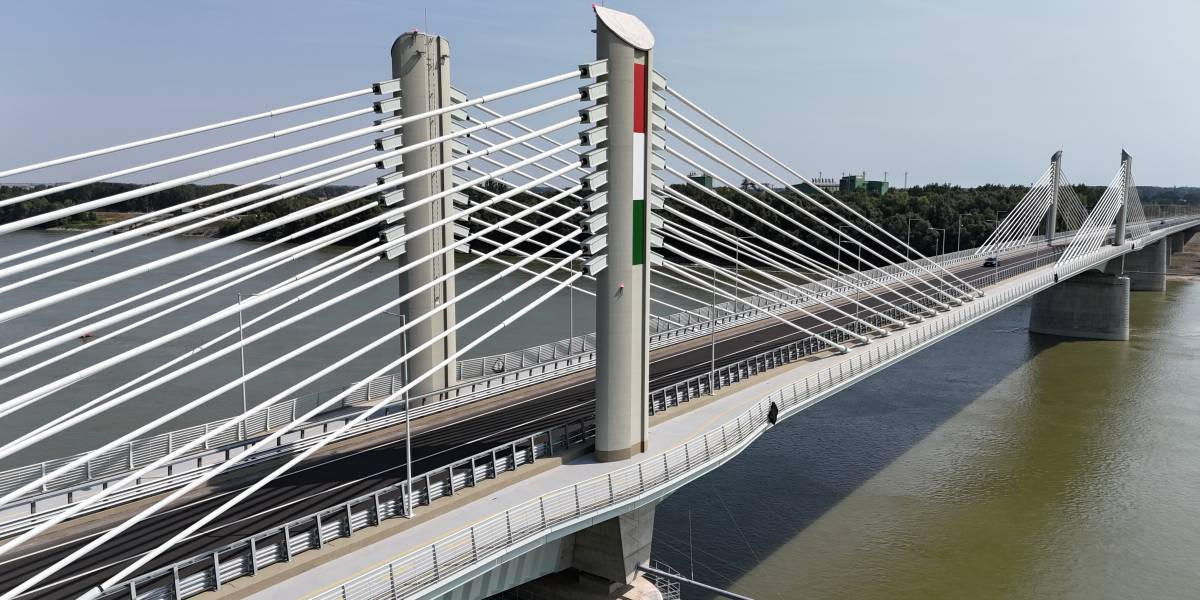 A Tomori Pál híd lett az Év Acélszerkezete 2025-ben